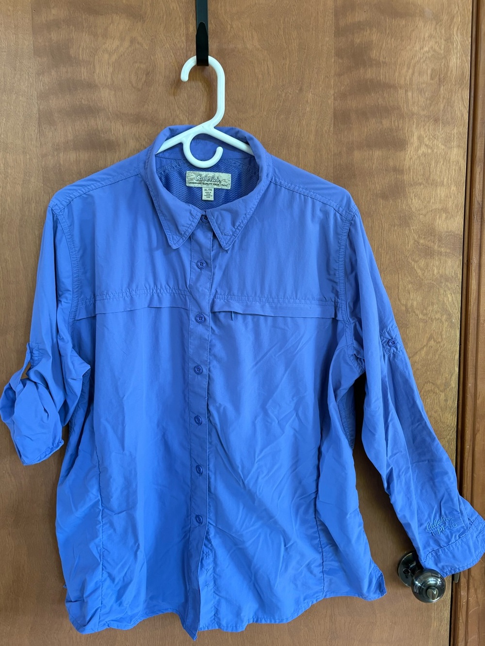 Cabela’s Women’s XL Blue Long-Sleeve UPF 50 Button Shirt